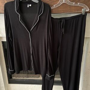 Nordstrom Black Pajama Set with White Piping